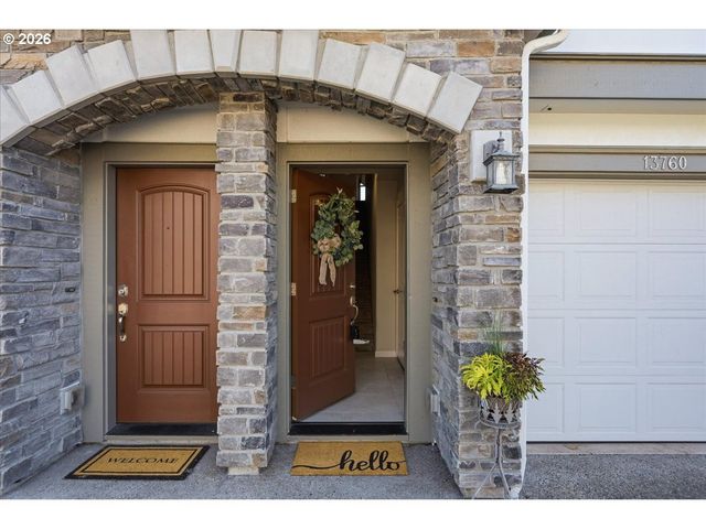 13760 Sw SILENT FOX Ter, Sherwood, OR 97140