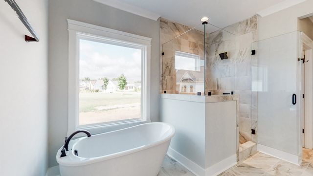 140 Edgewater Way, Jasper, TN 37347