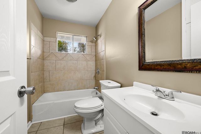 3584 Courtland Dr, Baton Rouge, LA 70814