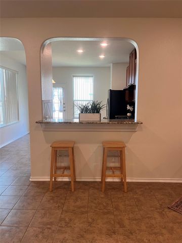6617 Moores Ferry DR, Del Valle, TX 78617