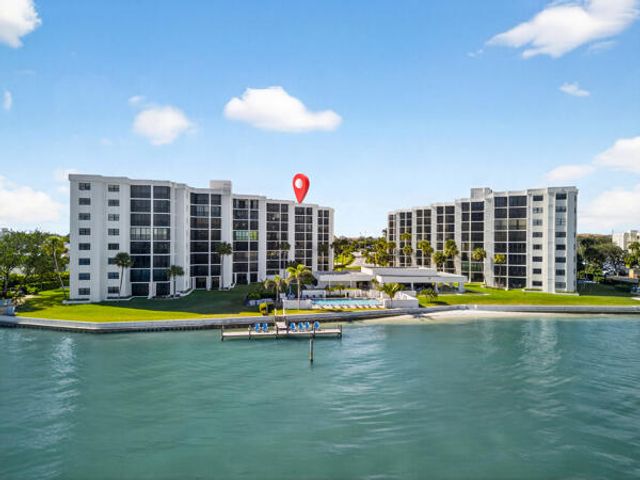 19800 Sandpointe Bay Drive 708, Tequesta, FL 33469