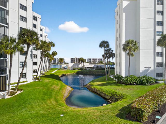 19800 Sandpointe Bay Drive 708, Tequesta, FL 33469