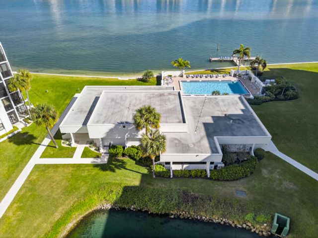 19800 Sandpointe Bay Drive 708, Tequesta, FL 33469