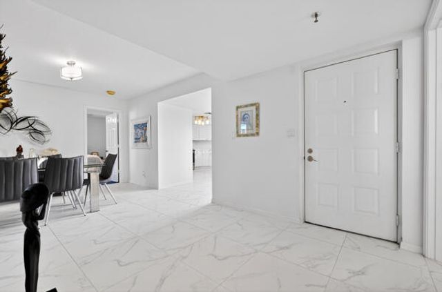 19800 Sandpointe Bay Drive 708, Tequesta, FL 33469