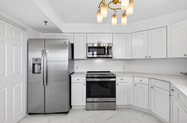 19800 Sandpointe Bay Drive 708, Tequesta, FL 33469