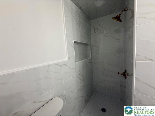 619 Hickory Street, Scranton City, PA 18505