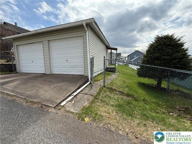 619 Hickory Street, Scranton City, PA 18505