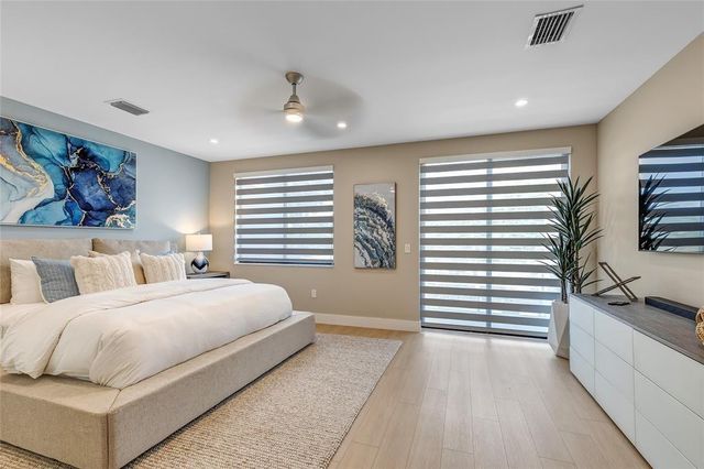 811 SW 10th Terrace, Fort Lauderdale, FL 33315
