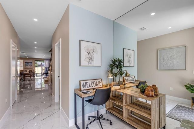 811 SW 10th Terrace, Fort Lauderdale, FL 33315