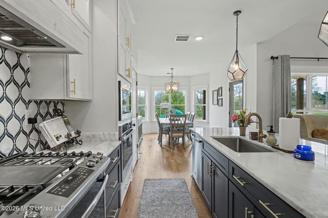 664 S Craft Road, Hernando, MS 38632