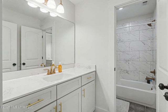 664 S Craft Road, Hernando, MS 38632