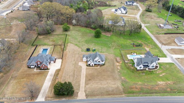 664 S Craft Road, Hernando, MS 38632