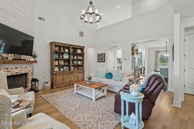 664 S Craft Road, Hernando, MS 38632