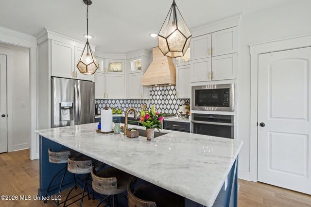 664 S Craft Road, Hernando, MS 38632