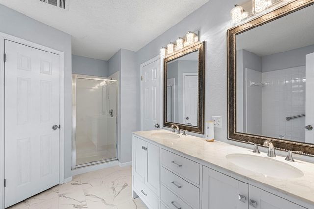 6612 Zequiel DR, Austin, TX 78744