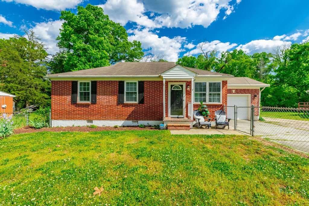 43 Pegram Circle, Fort Oglethorpe, GA 30742