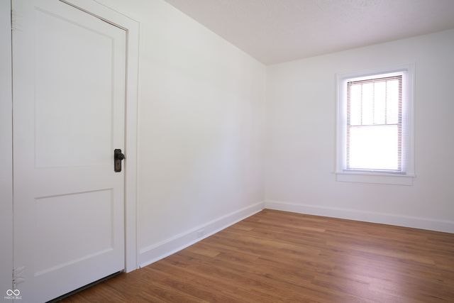 2446 N 14th Street, Terre Haute, IN 47804