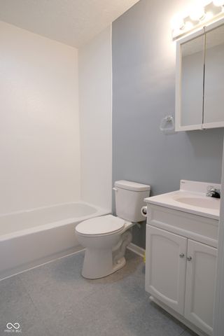 2446 N 14th Street, Terre Haute, IN 47804