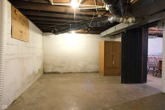 2446 N 14th Street, Terre Haute, IN 47804