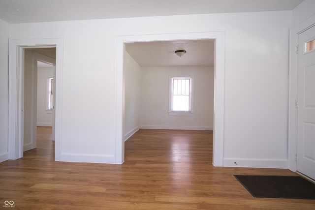 2446 N 14th Street, Terre Haute, IN 47804