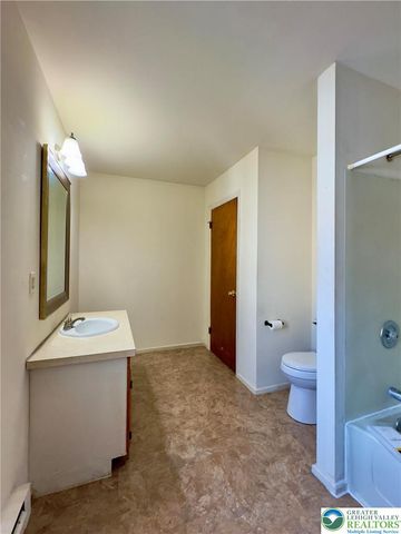 709 Front Street, Catasauqua Boro, PA 18032