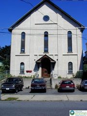 709 Front Street, Catasauqua Boro, PA 18032