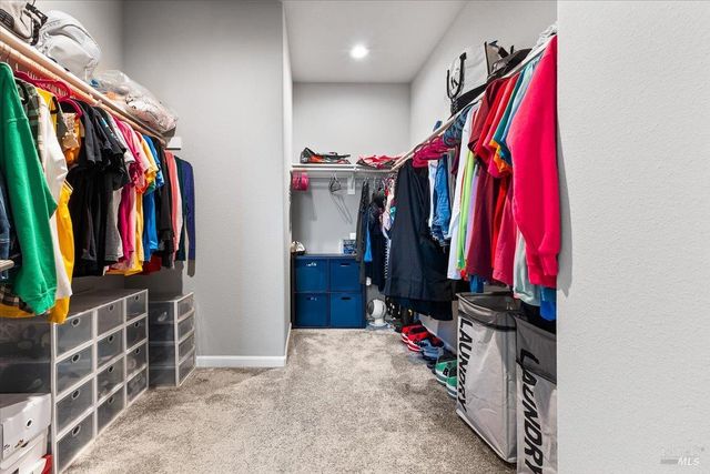 2180 Karen Pl, Rohnert Park, CA 94928