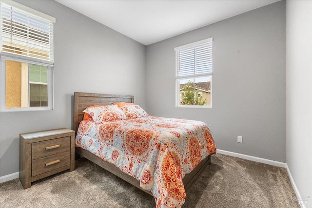 2180 Karen Pl, Rohnert Park, CA 94928