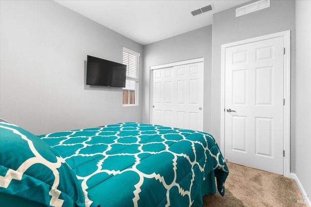 2180 Karen Pl, Rohnert Park, CA 94928