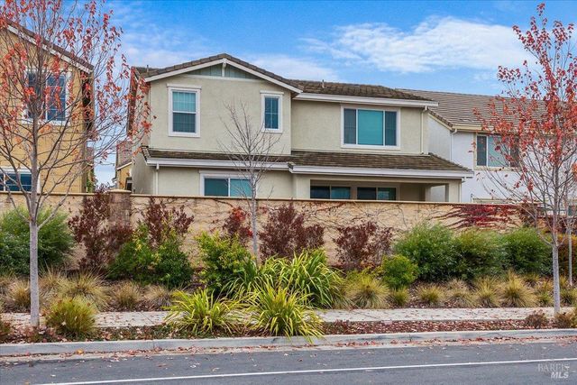 2180 Karen Pl, Rohnert Park, CA 94928