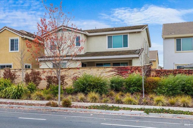 2180 Karen Pl, Rohnert Park, CA 94928