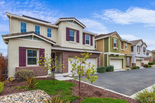 2180 Karen Pl, Rohnert Park, CA 94928