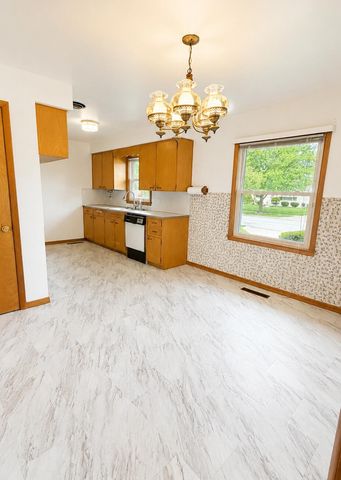 6636 Maryland Avenue, Hammond, IN 46323