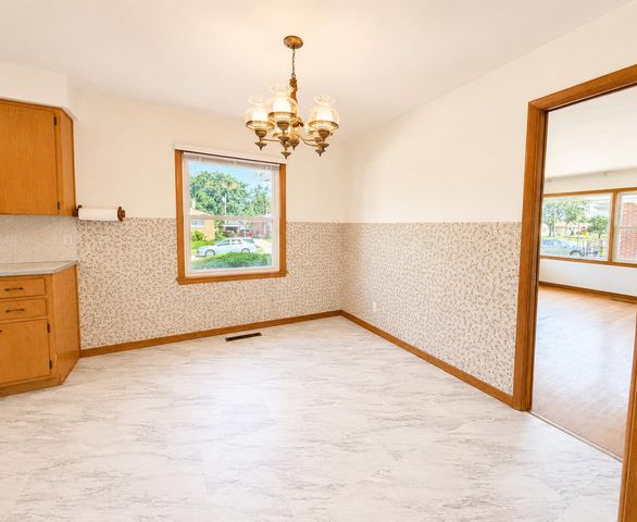 6636 Maryland Avenue, Hammond, IN 46323