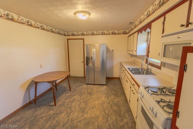 143 Riverview Drive, Marietta, OH 45750