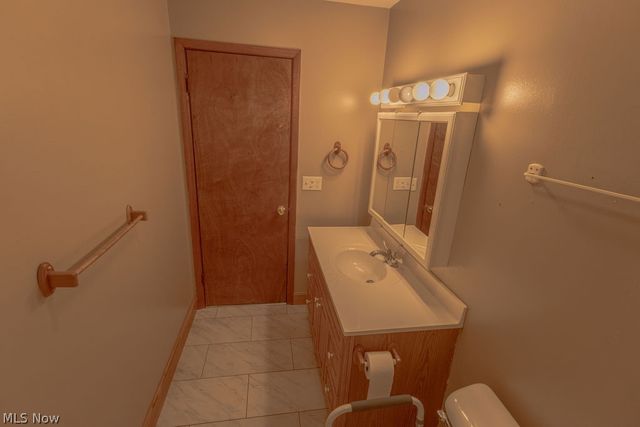 143 Riverview Drive, Marietta, OH 45750