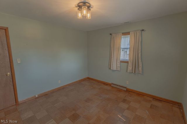 143 Riverview Drive, Marietta, OH 45750