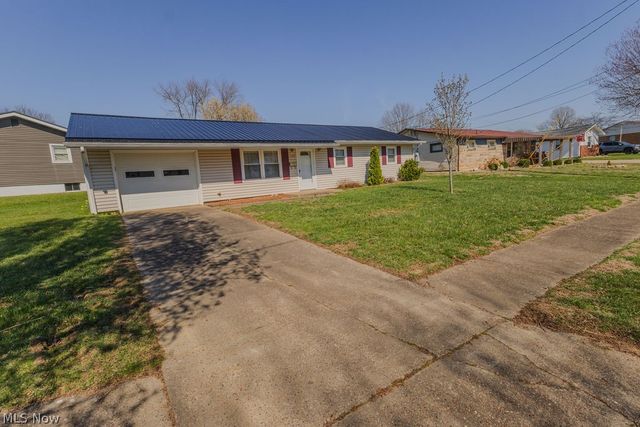 143 Riverview Drive, Marietta, OH 45750