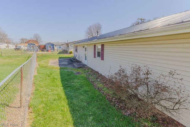 143 Riverview Drive, Marietta, OH 45750