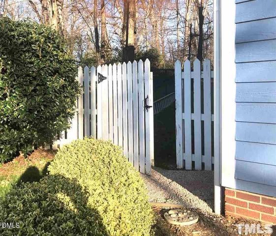 106 Weymouth Place Place, Chapel Hill, NC 27516