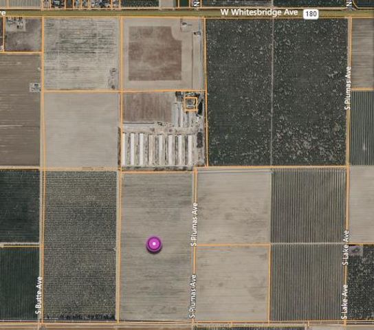 1 S Plumas Avenue, Kerman, CA 93630