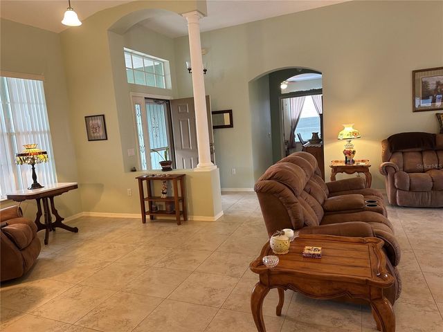 4614 N CRESTLINE DRIVE, Beverly Hills, FL 34465