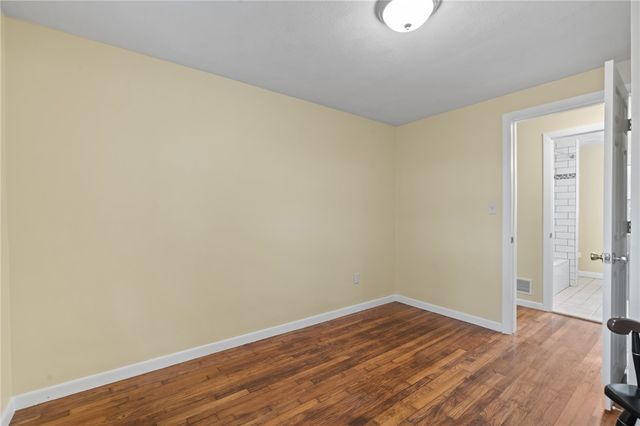 66 Palace Avenue, Warwick, RI 02886