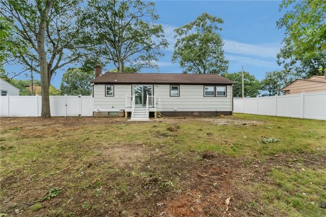 66 Palace Avenue, Warwick, RI 02886