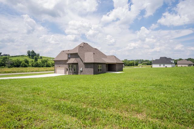 139 Bruce Meadows Dr, Beechgrove, TN 37018