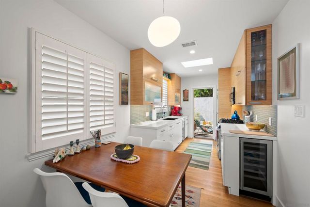 120 E Redwood Street, San Diego, CA 92103