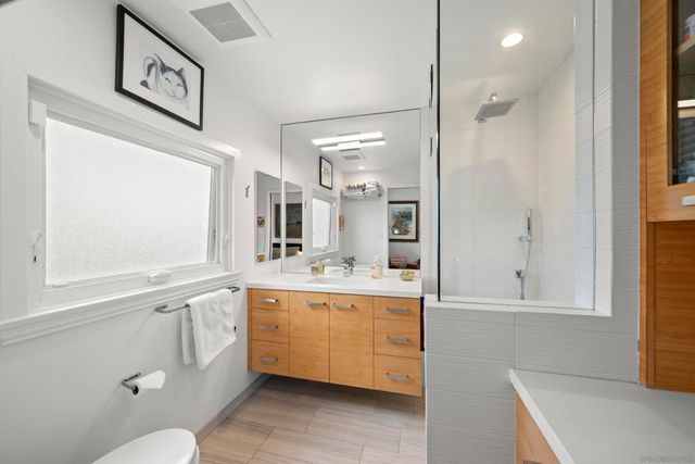 120 E Redwood Street, San Diego, CA 92103