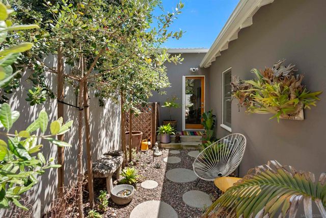 120 E Redwood Street, San Diego, CA 92103