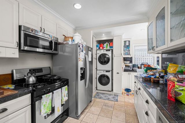 120 E Redwood Street, San Diego, CA 92103