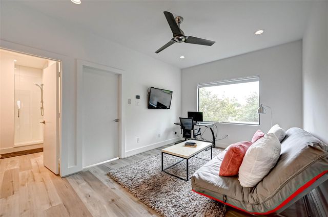 805 Dorothy Street B, Houston, TX 77007